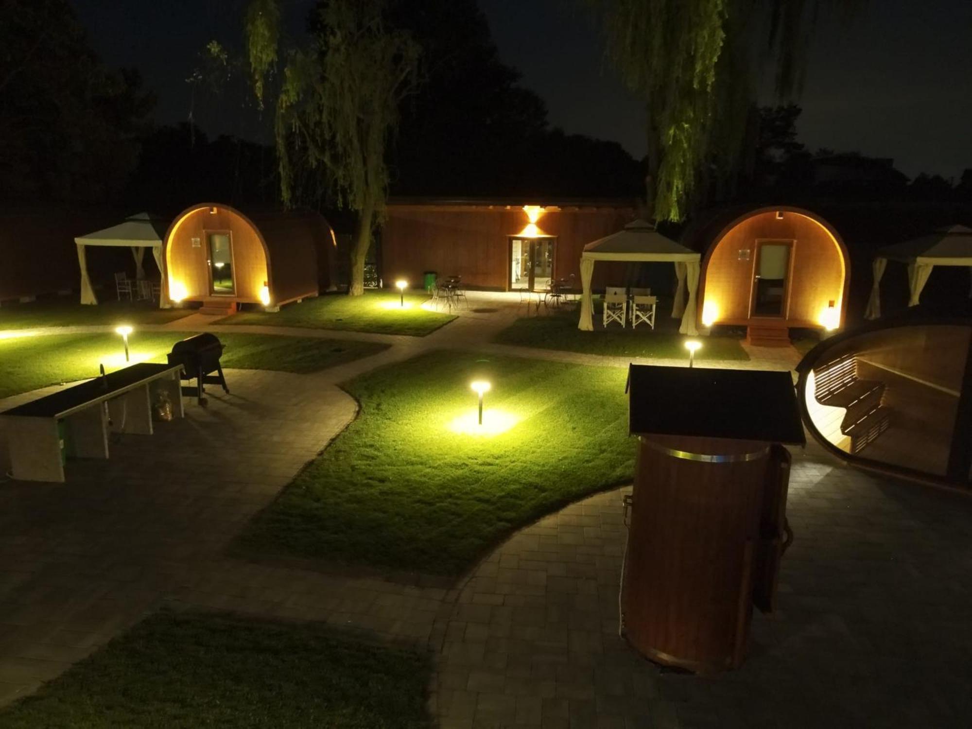 Vicolungo Glamour Lodge & Spa - Free Spa Hot Tub E Sauna Eksteriør billede
